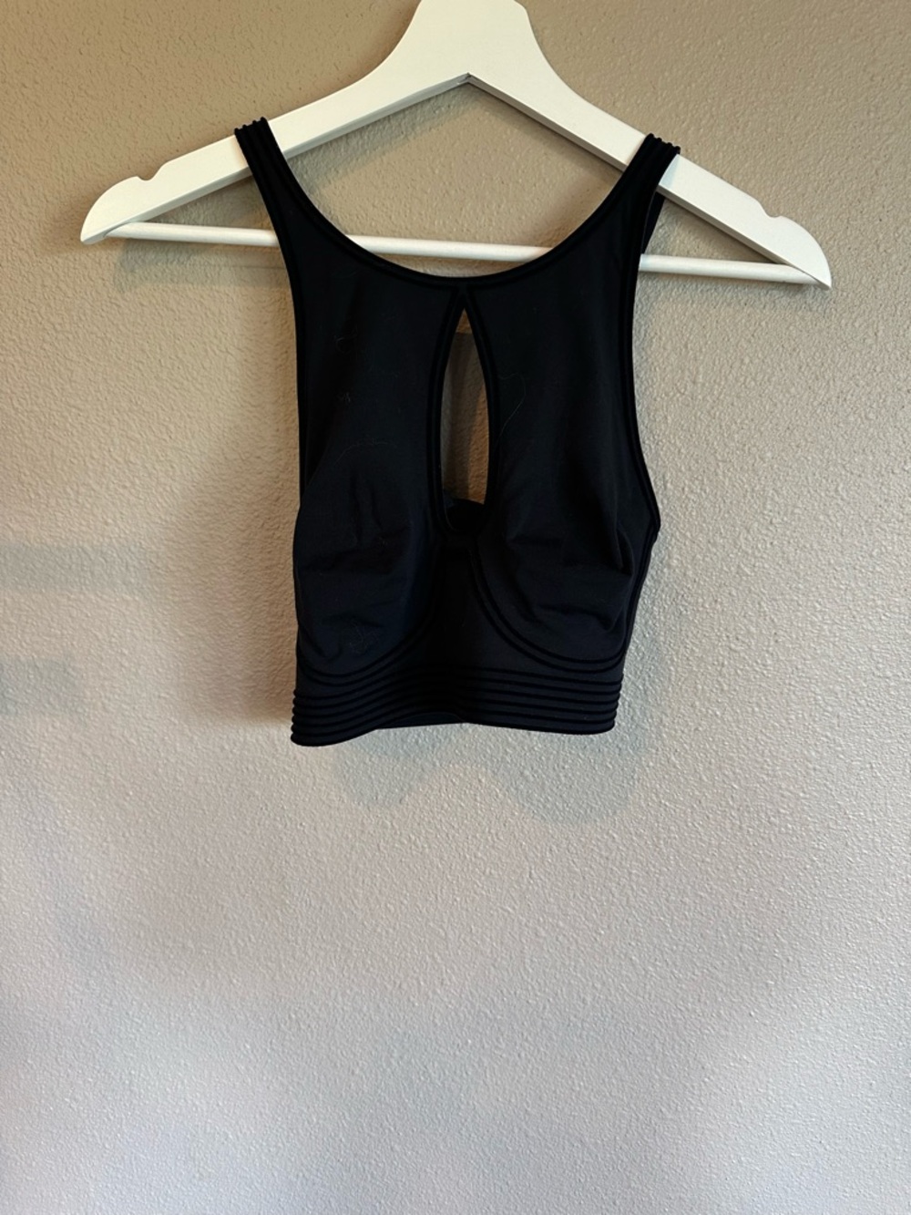 Wolford 36B Alita sports bra
